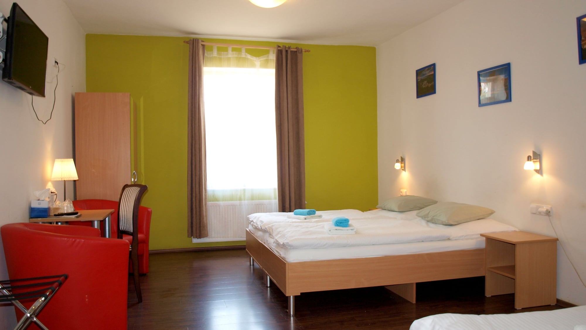 Penzion Village,Near Jan Becher Museum,3 star