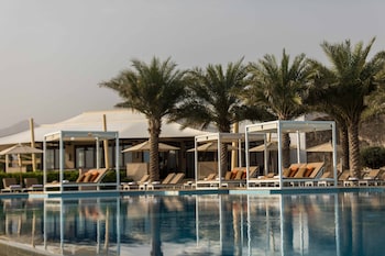intercontinental fujairah resort by ihg