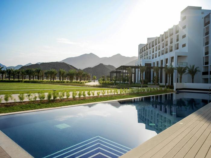 intercontinental fujairah resort by ihg