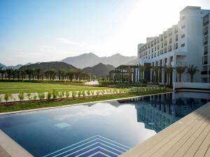 intercontinental fujairah resort by ihg