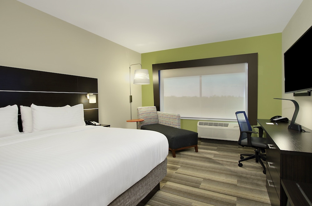 holiday inn express and suites brookshire katy freeway