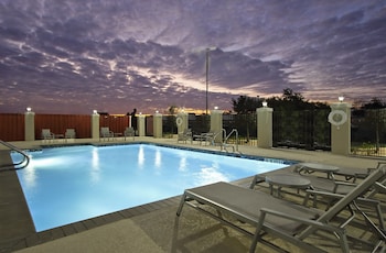 Holiday Inn Express & Suites Brookshire - Katy Freeway,Katy>>Brookshire,3 star