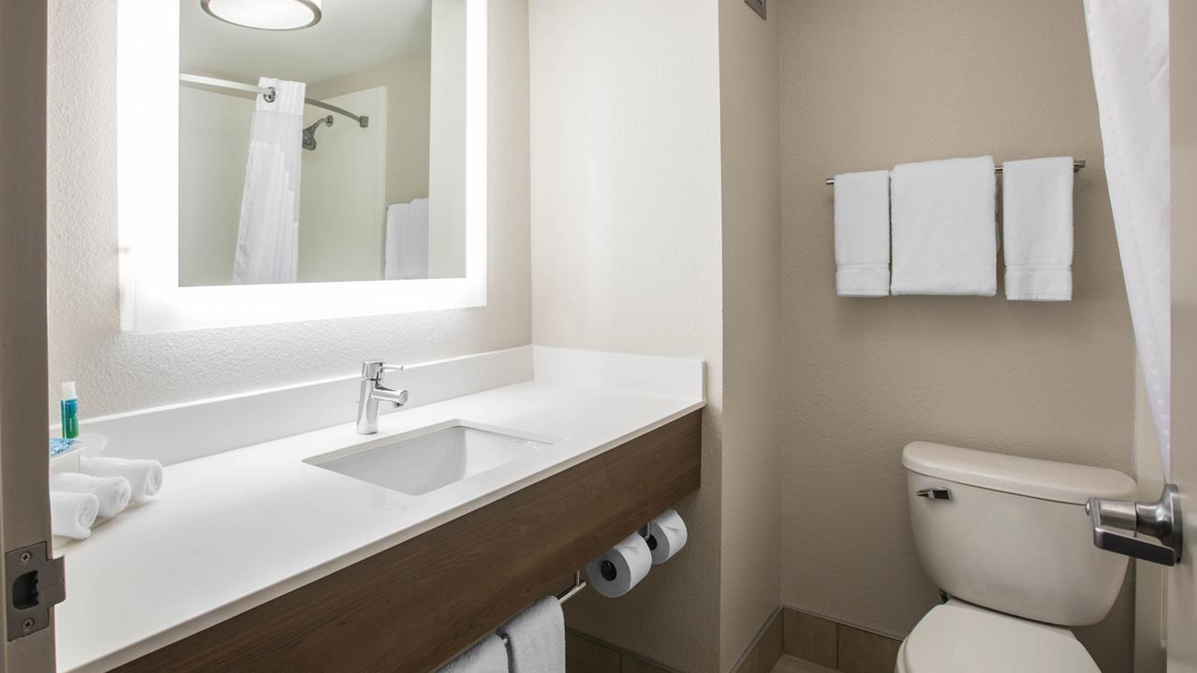 holiday inn express and suites jacksonville w i295