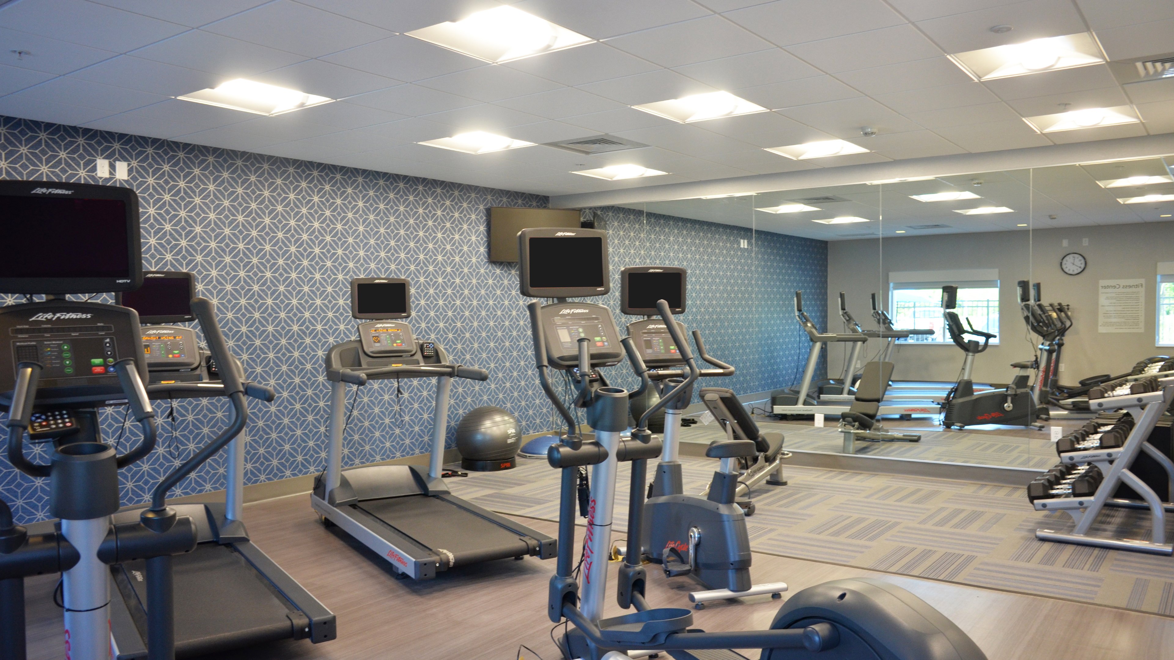 holiday inn express and suites jacksonville w i295