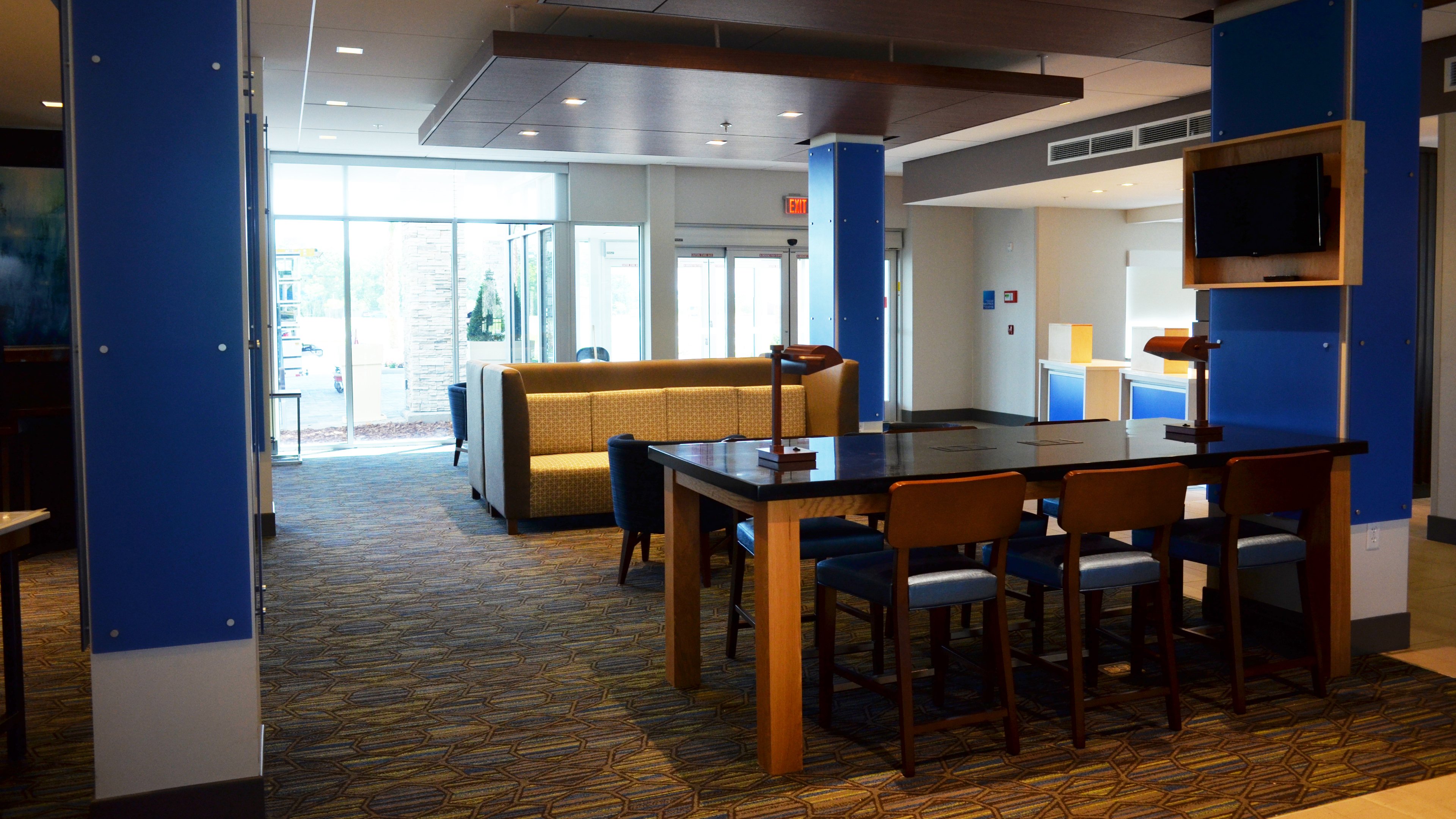 holiday inn express and suites jacksonville w i295