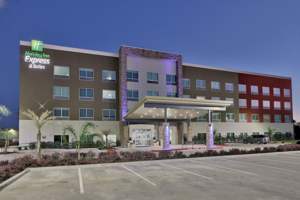 holiday inn express and sts houston east beltway 8
