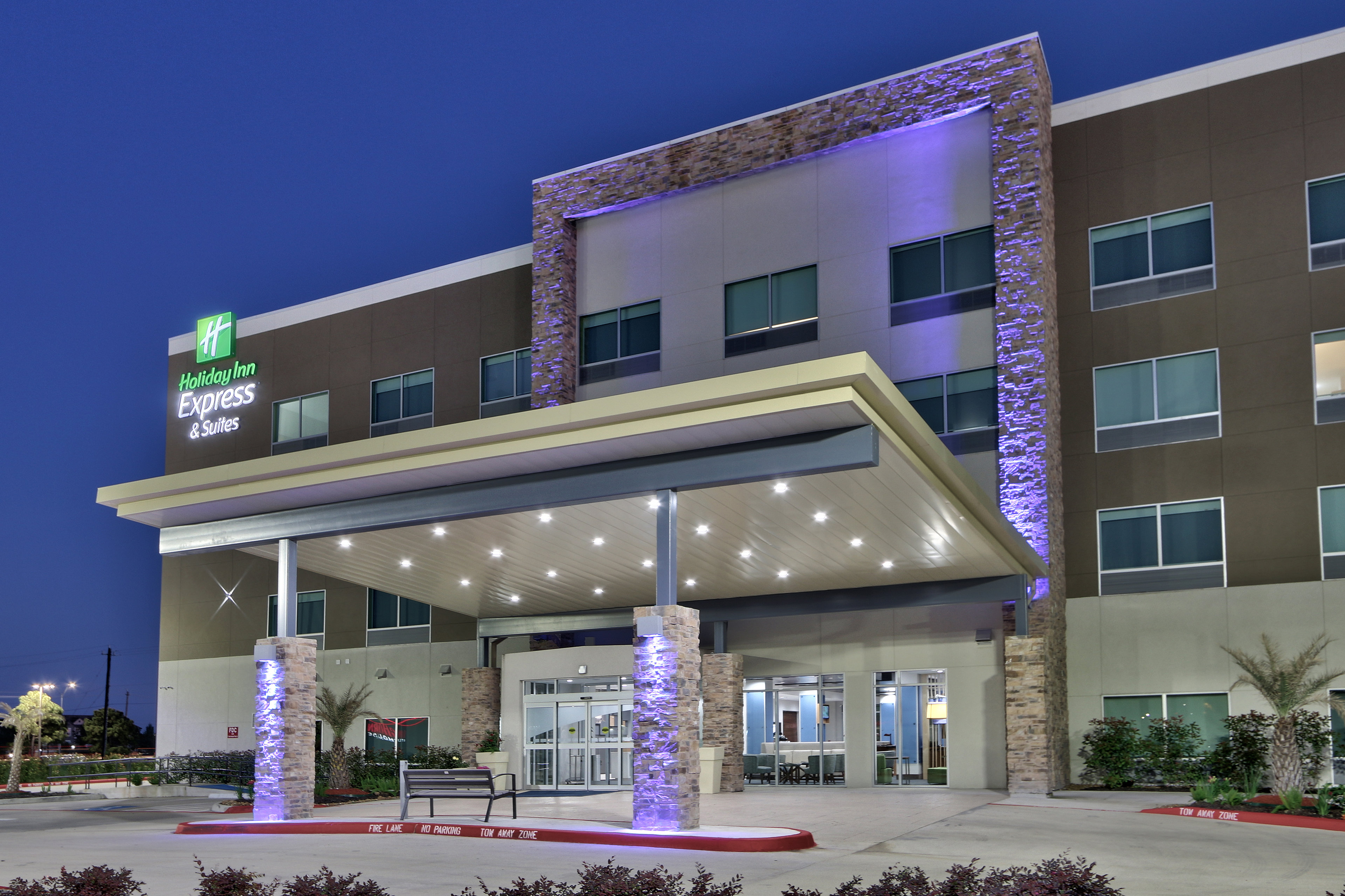 holiday inn express and sts houston east beltway 8