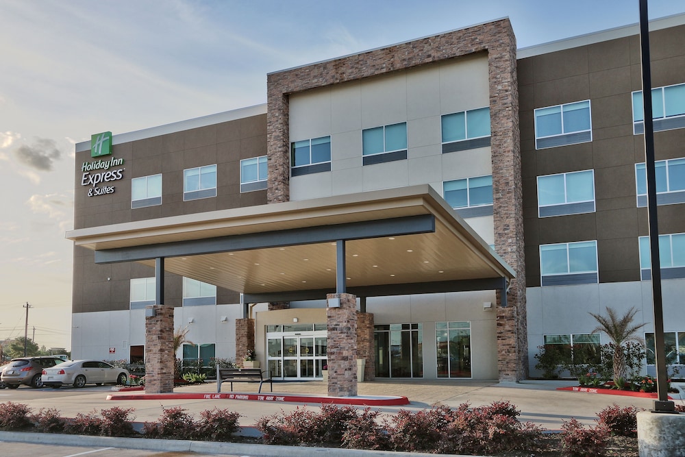 holiday inn express and sts houston east beltway 8