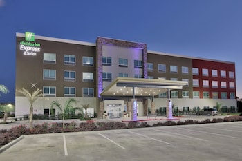 holiday inn express and sts houston east beltway 8