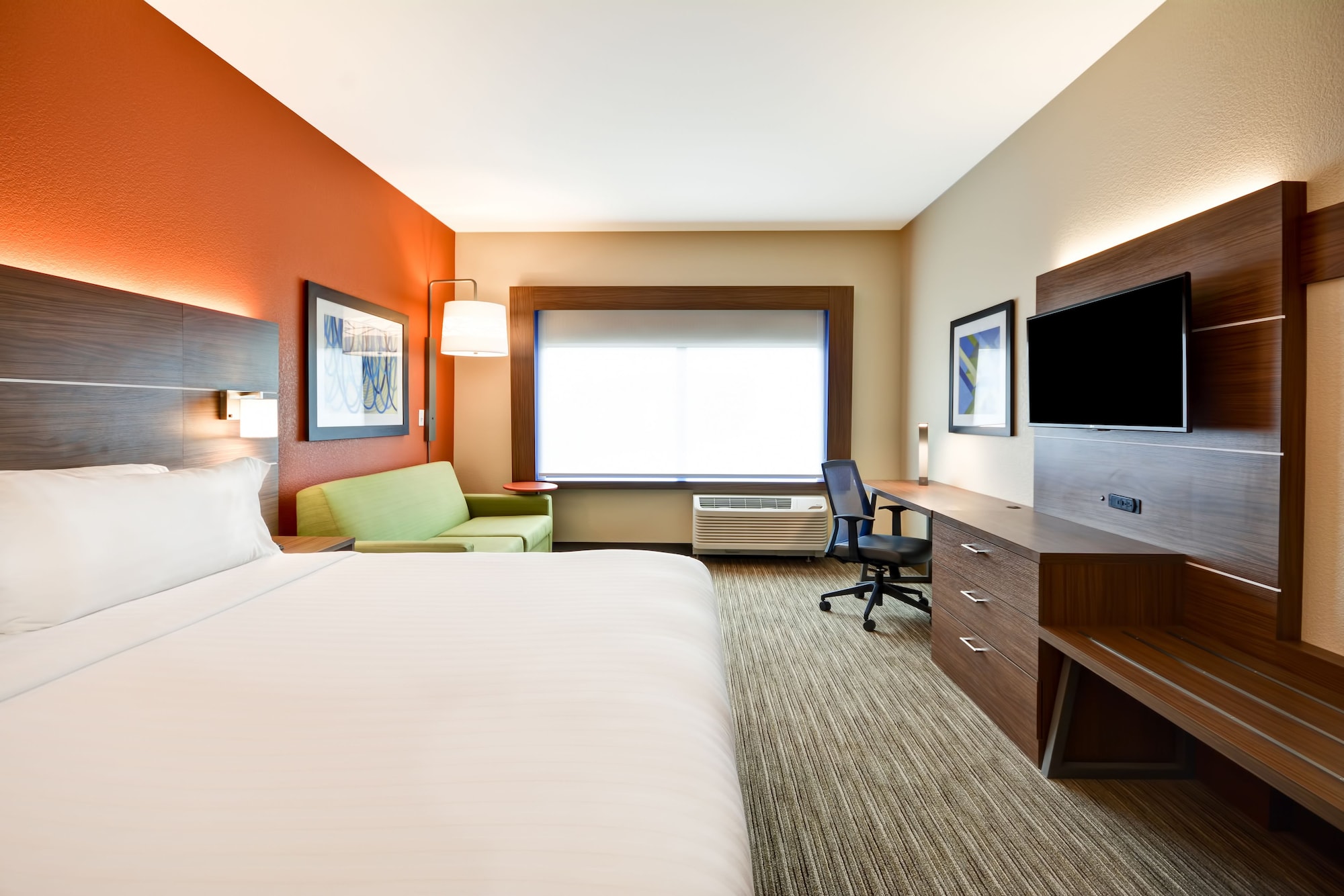 holiday inn express evansville by ihg
