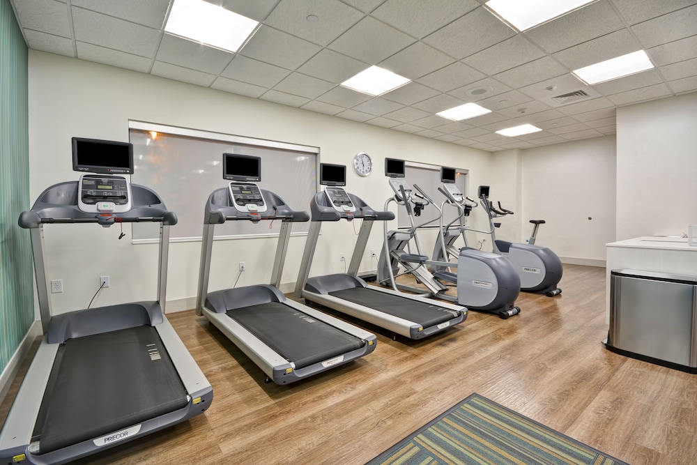 holiday inn express evansville by ihg
