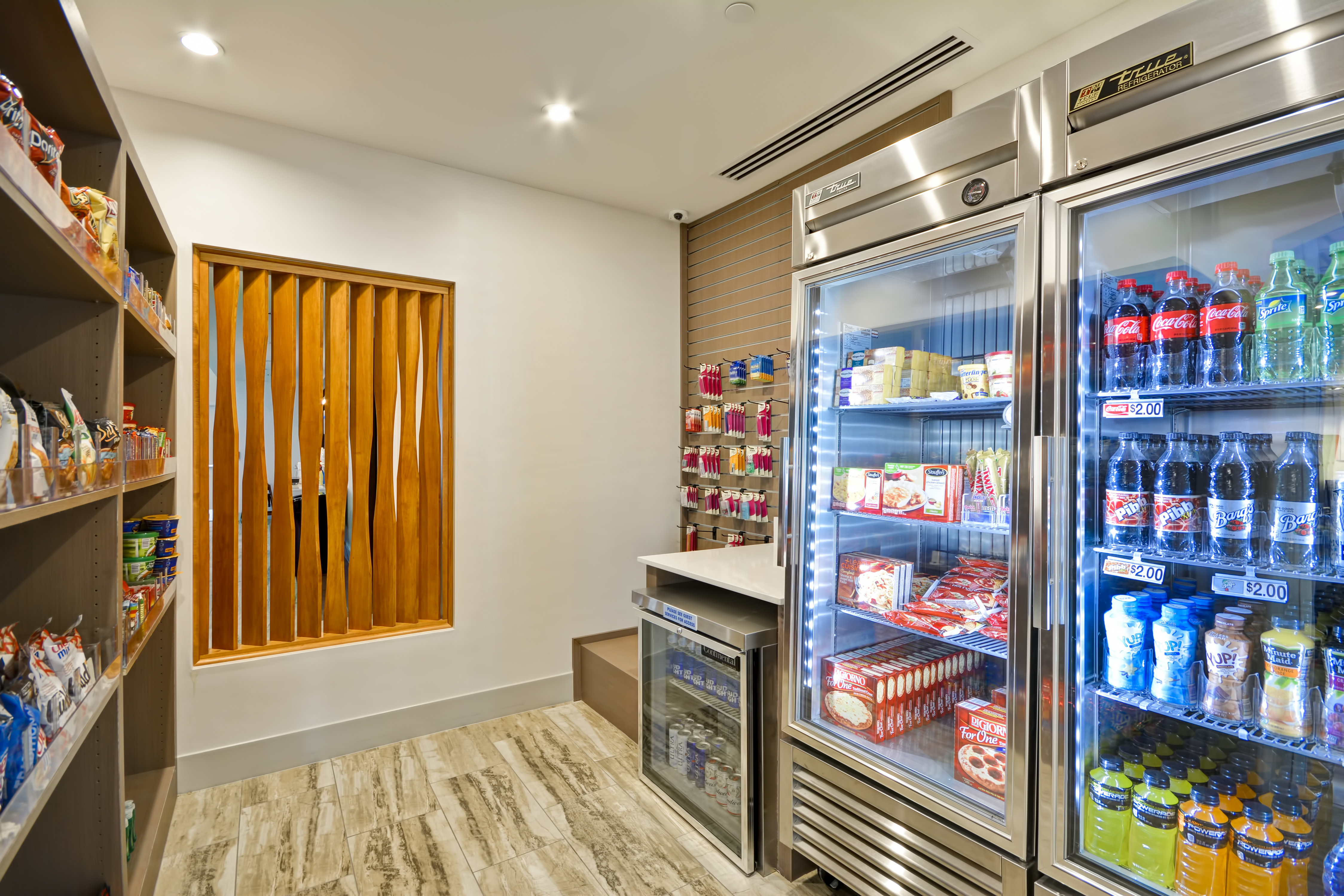holiday inn express evansville by ihg