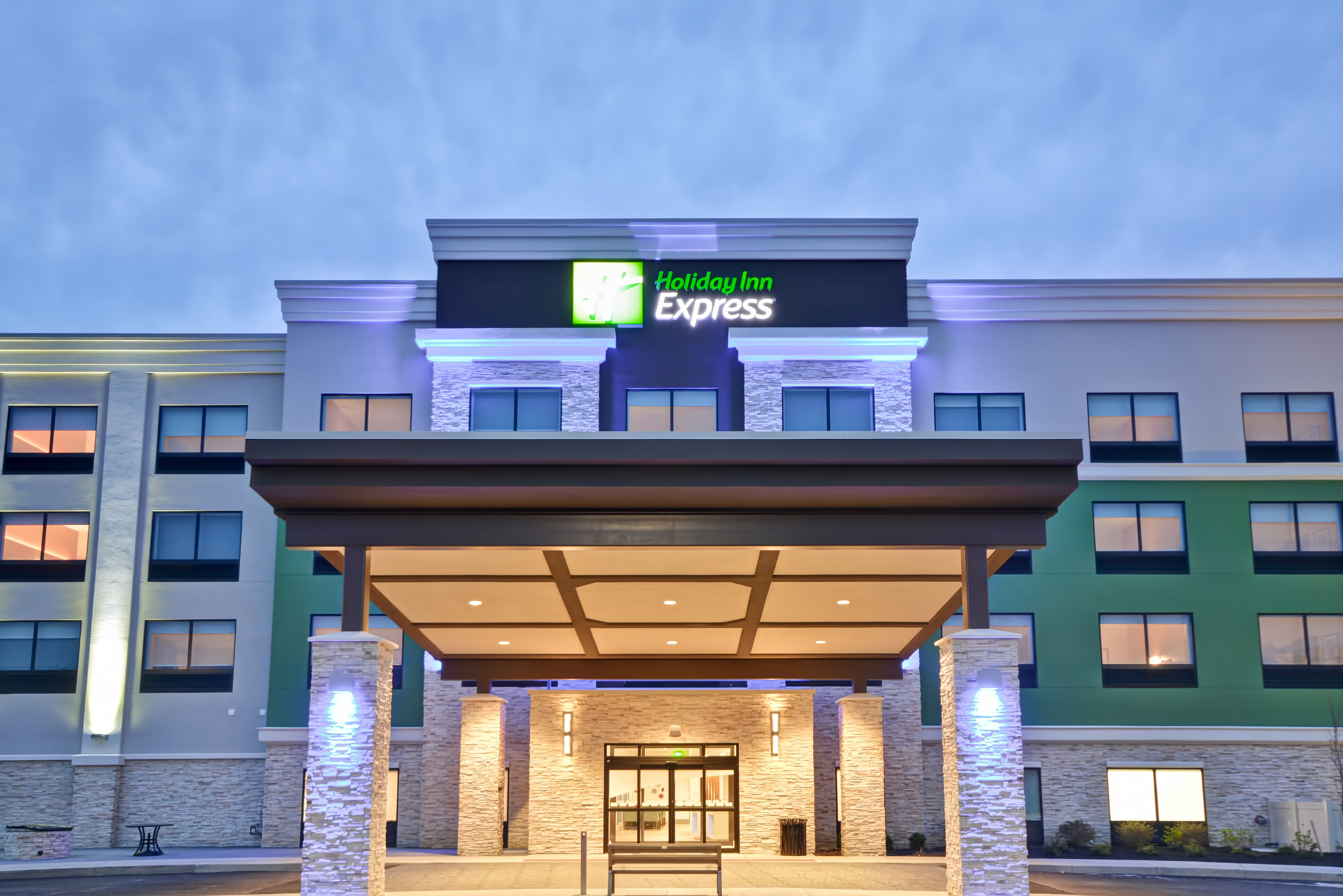 holiday inn express evansville by ihg