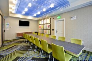 holiday inn express evansville by ihg
