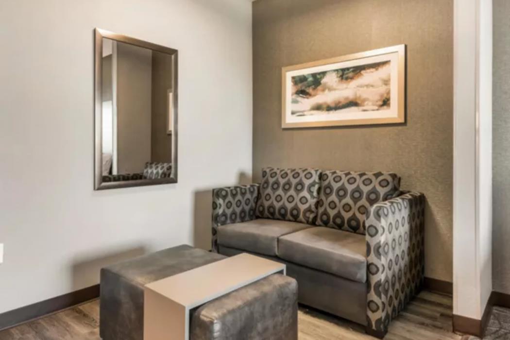 holiday inn hotel and suites silicon valley milp
