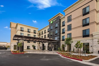 holiday inn hotel and suites silicon valley milp