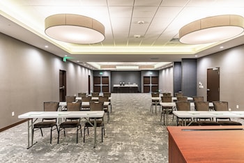 holiday inn hotel and suites silicon valley milp