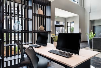 holiday inn hotel and suites silicon valley milp