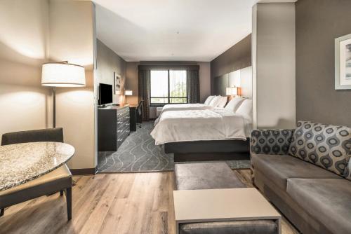 holiday inn hotel and suites silicon valley milp