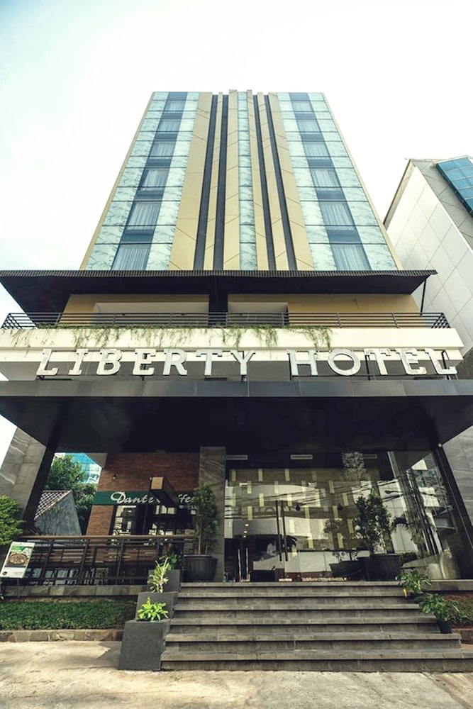 liberty hotel thamrin jakarta