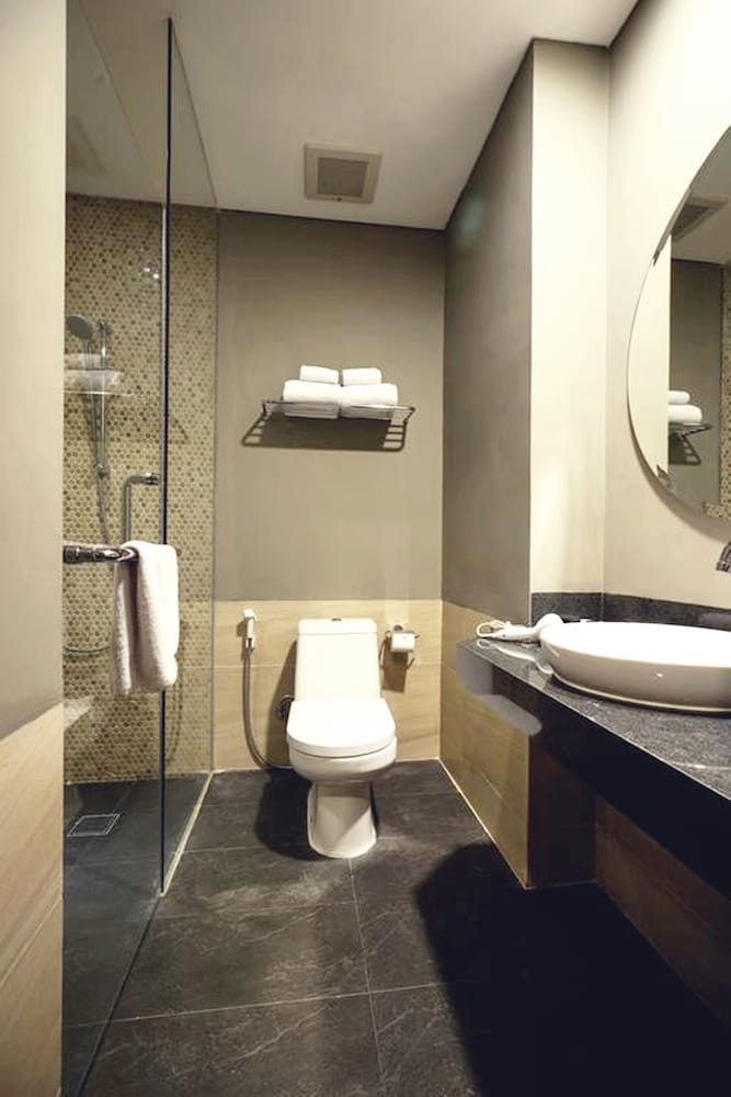 liberty hotel thamrin jakarta