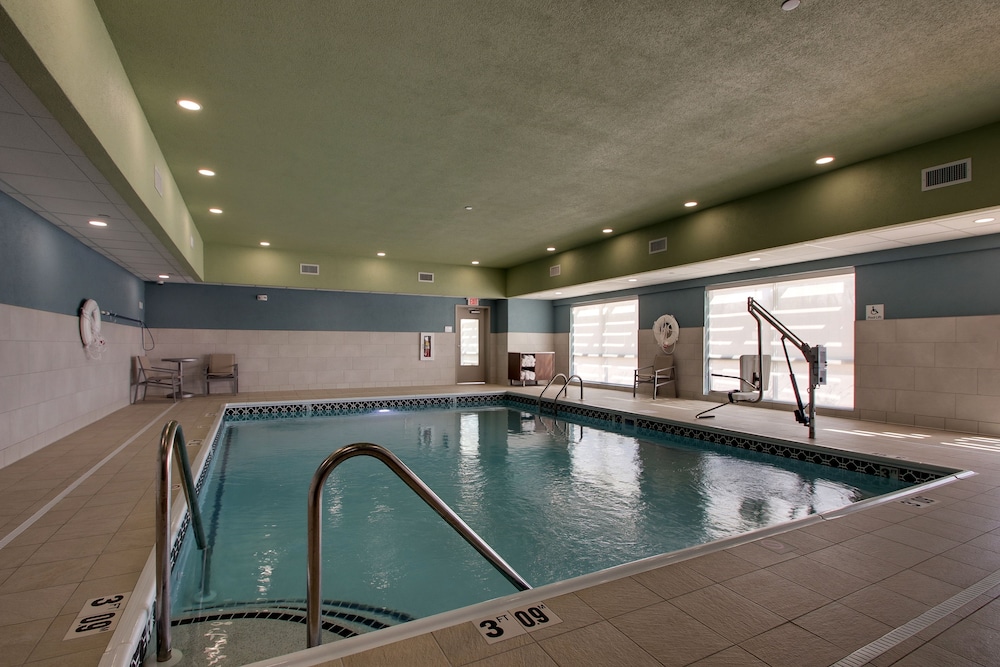 holiday inn express and suites mount vernon by ihg
