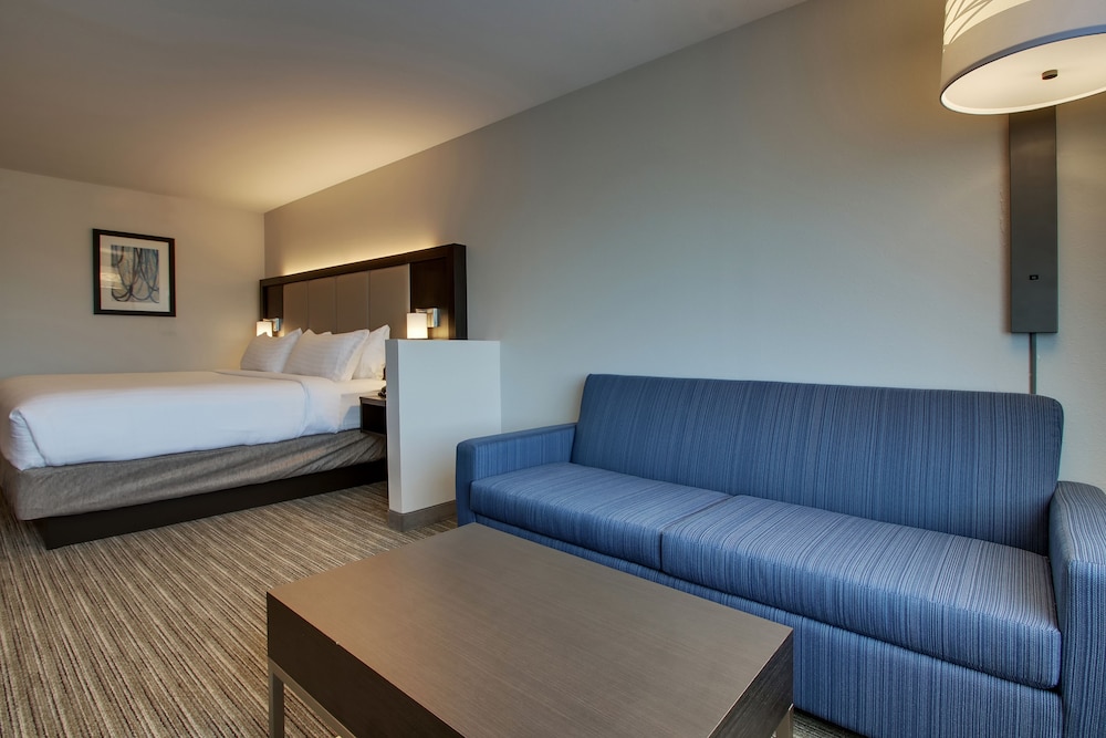 holiday inn express and suites mount vernon by ihg