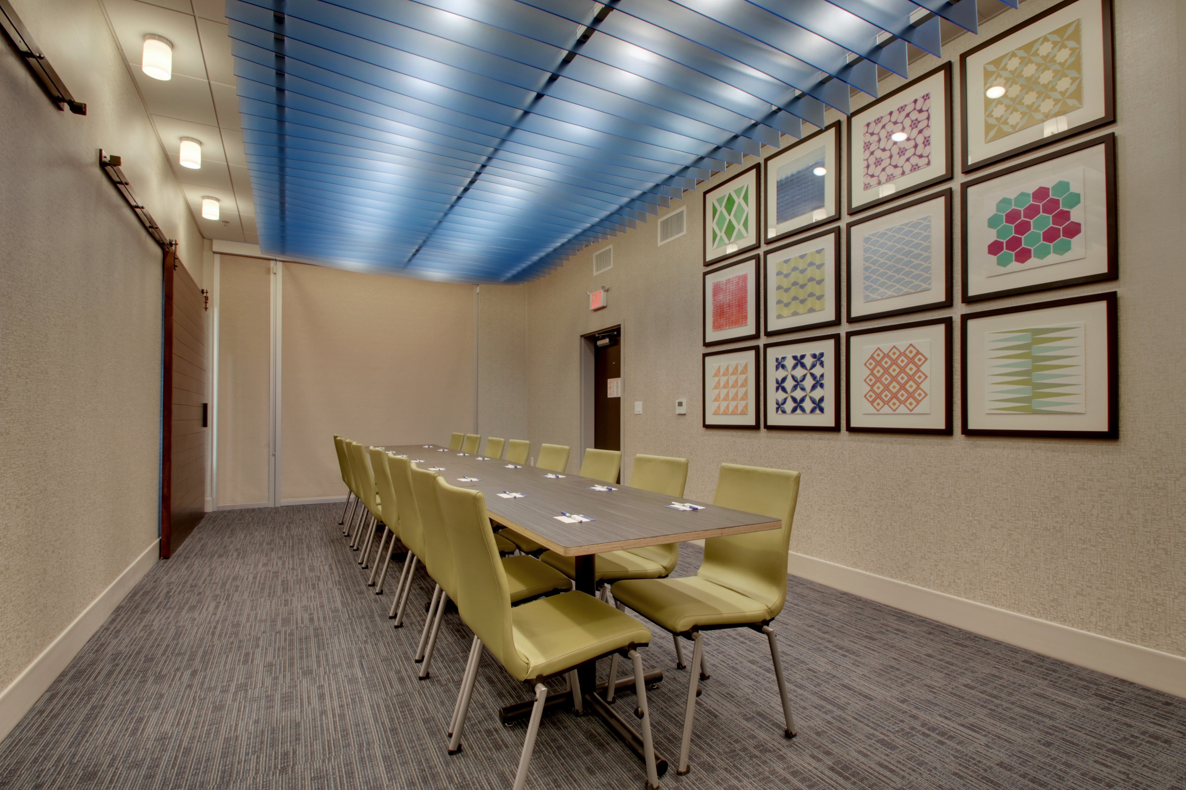 holiday inn express and suites mount vernon by ihg