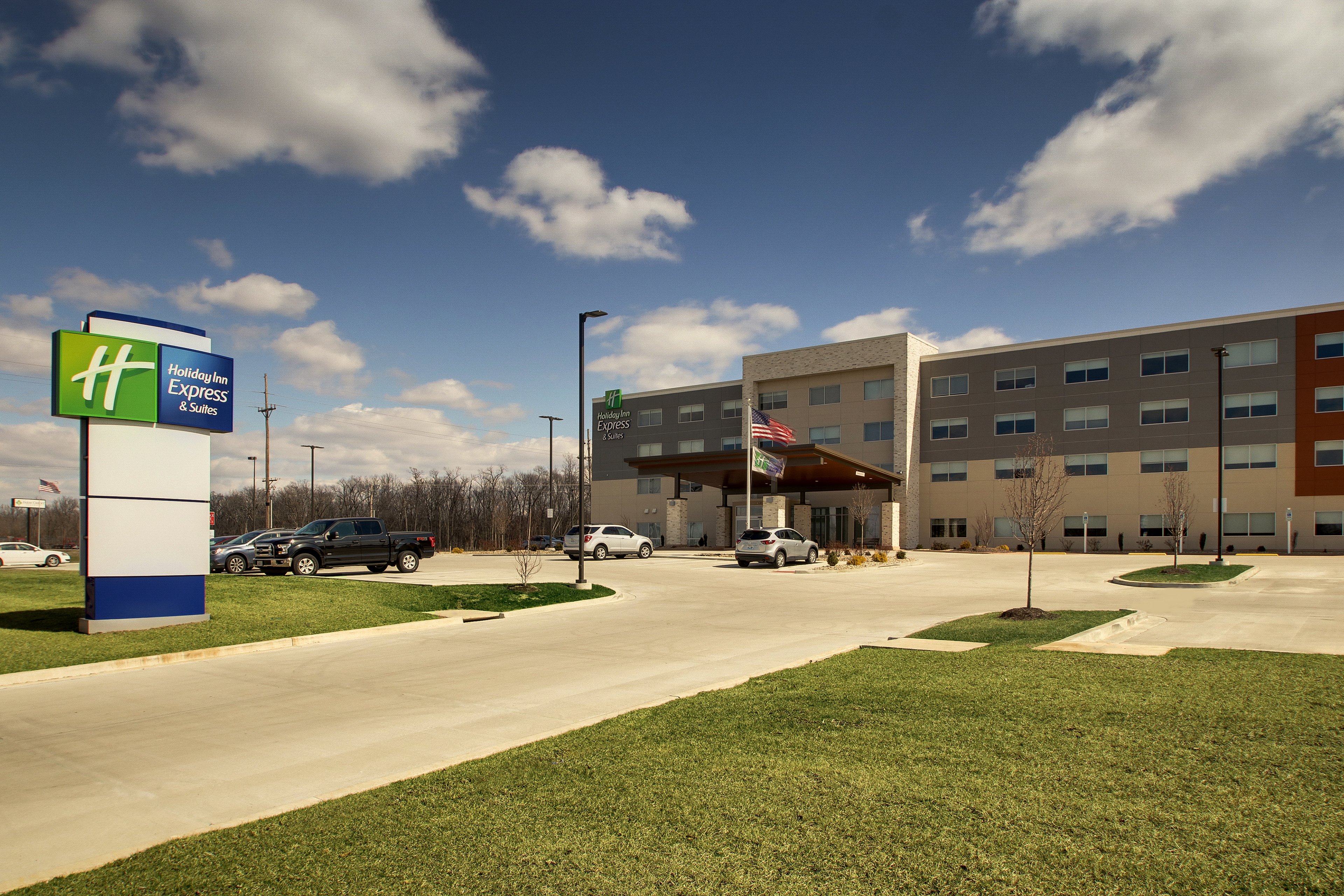 holiday inn express and suites mount vernon by ihg