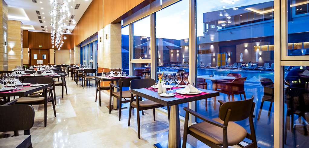 golden tulip le diplomate cotonou