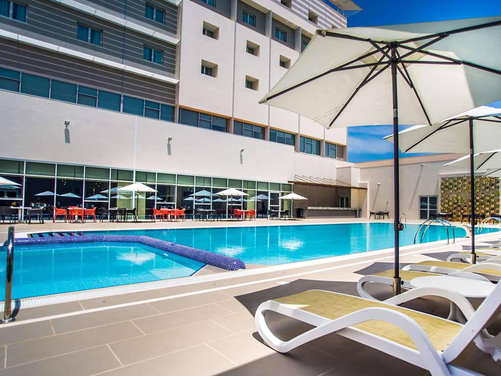 golden tulip le diplomate cotonou