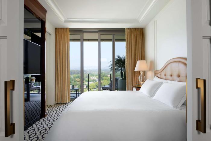 waldorf astoria beverly hills