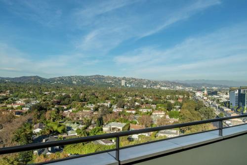 waldorf astoria beverly hills