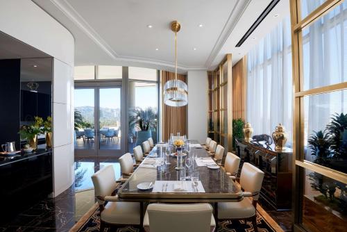 waldorf astoria beverly hills