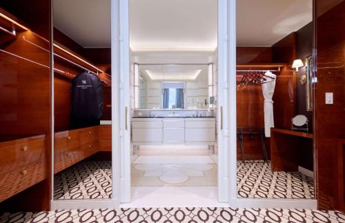 waldorf astoria beverly hills