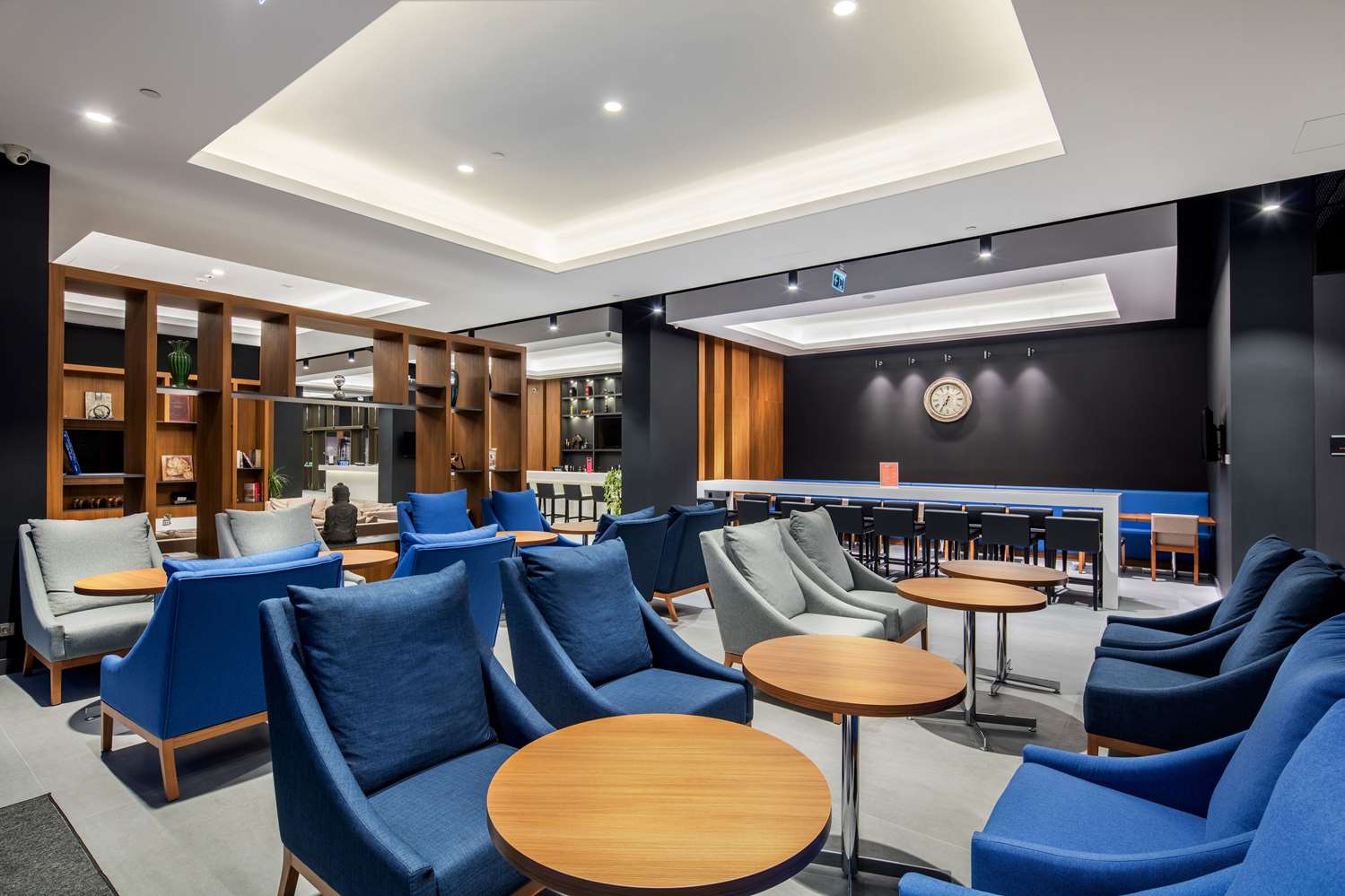 hampton by hilton izmir aliaga