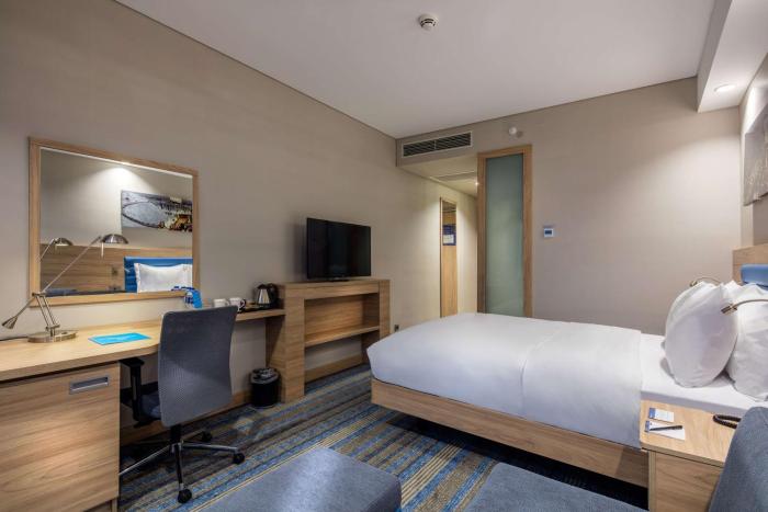 hampton by hilton izmir aliaga