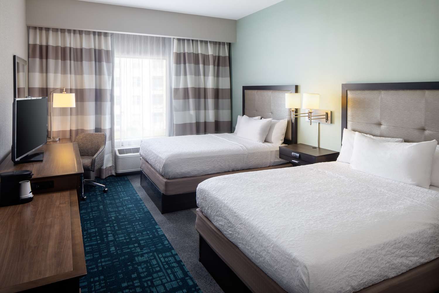 hampton inn and suites charlotte ballantyne