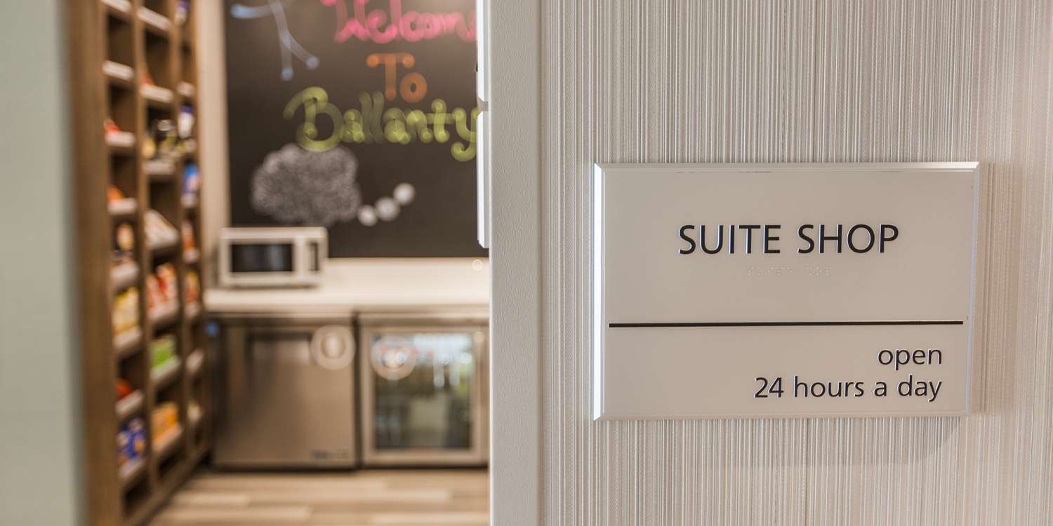 hampton inn and suites charlotte ballantyne