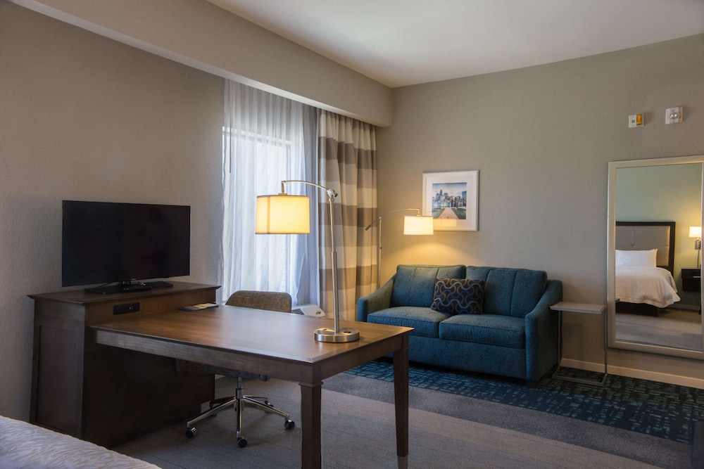 hampton inn and suites charlotte ballantyne