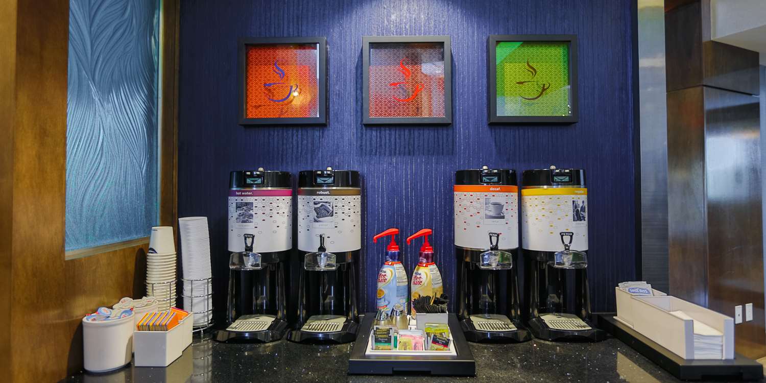 hampton inn and suites charlotte ballantyne