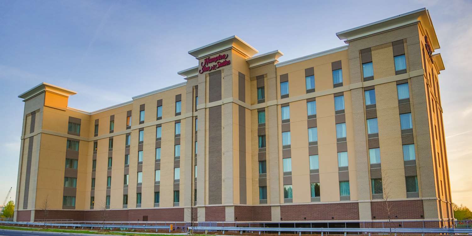 hampton inn and suites charlotte ballantyne