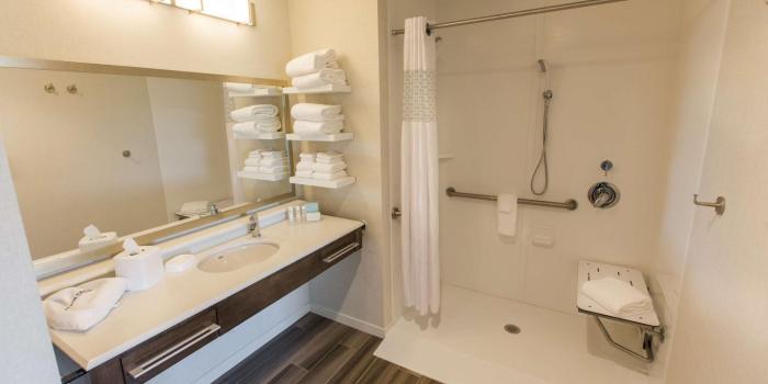 hampton inn and suites charlotte ballantyne