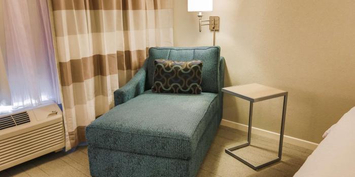 hampton inn and suites charlotte ballantyne