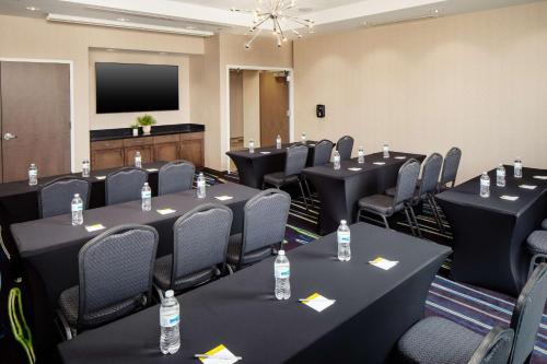 hampton inn and suites charlotte ballantyne