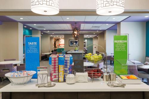 hampton inn el reno