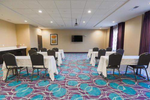 hampton inn el reno