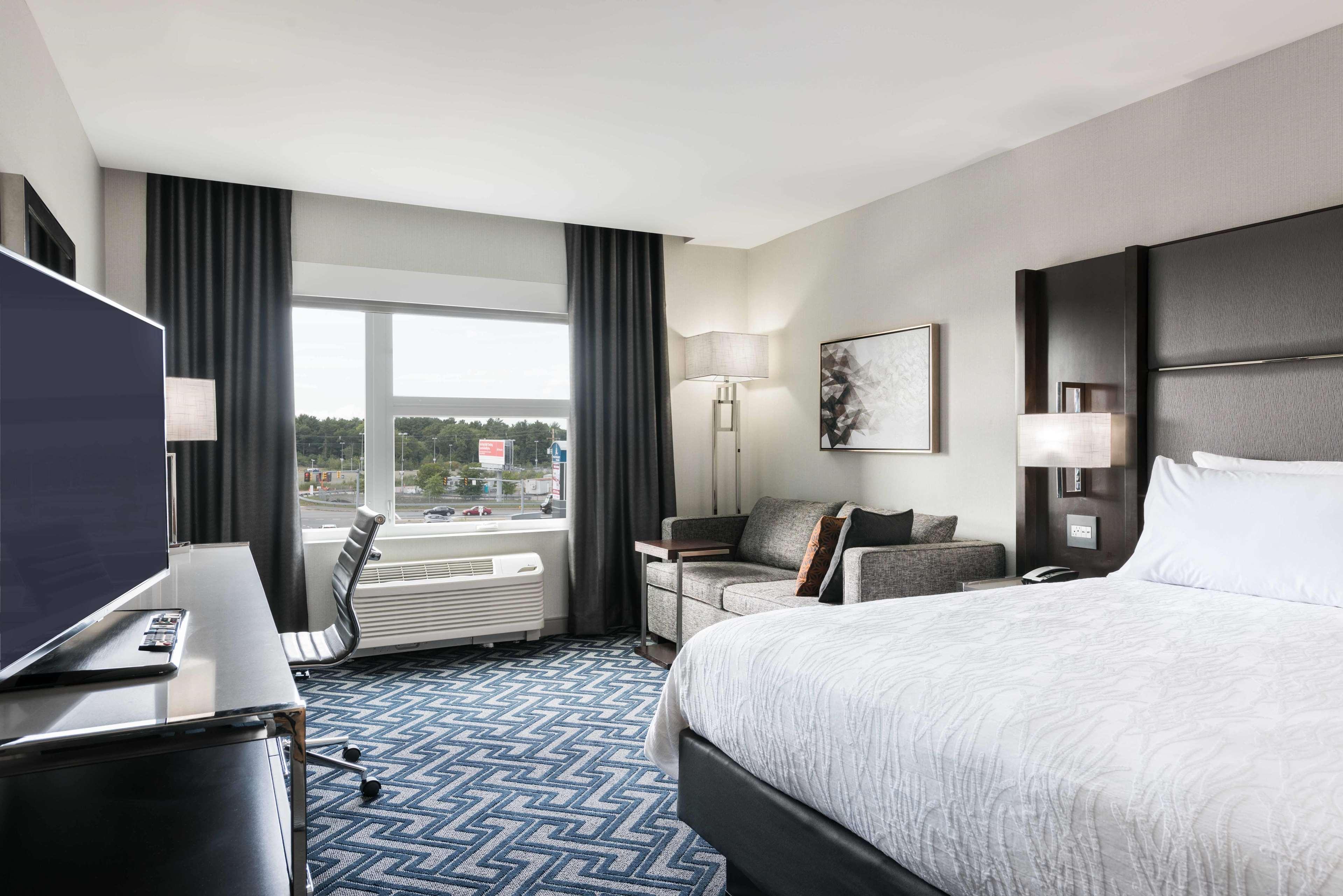 hilton garden inn foxborough patriot place