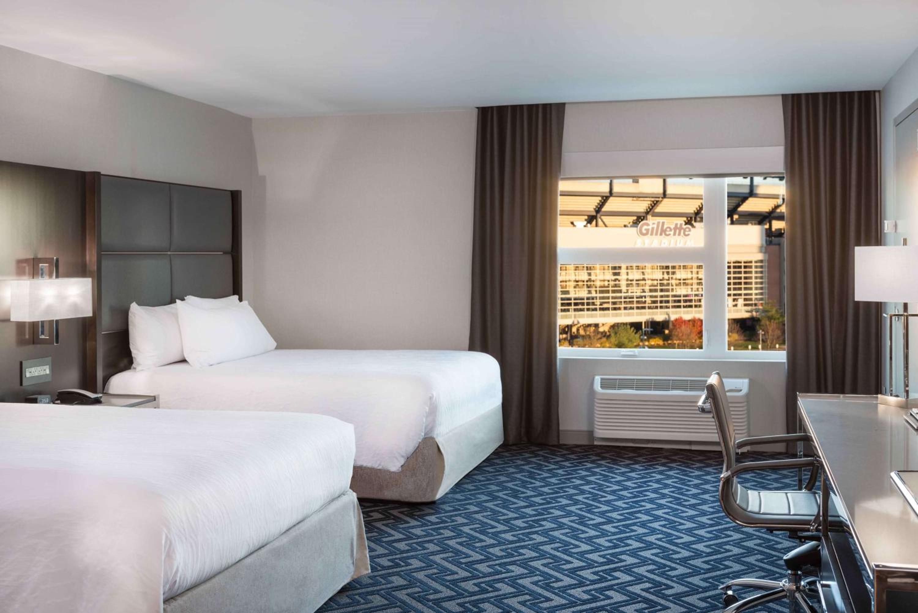 hilton garden inn foxborough patriot place