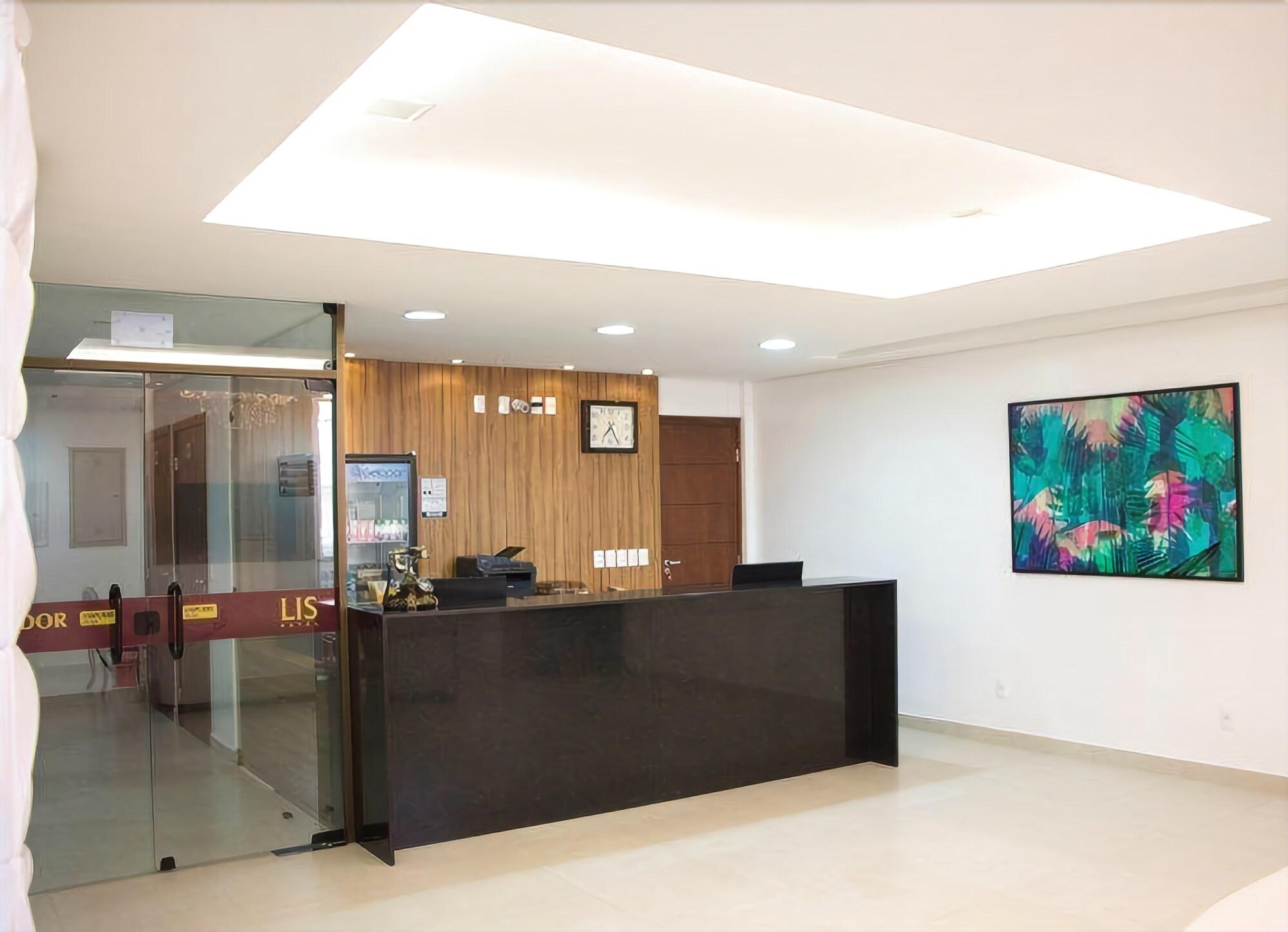 lis hotel